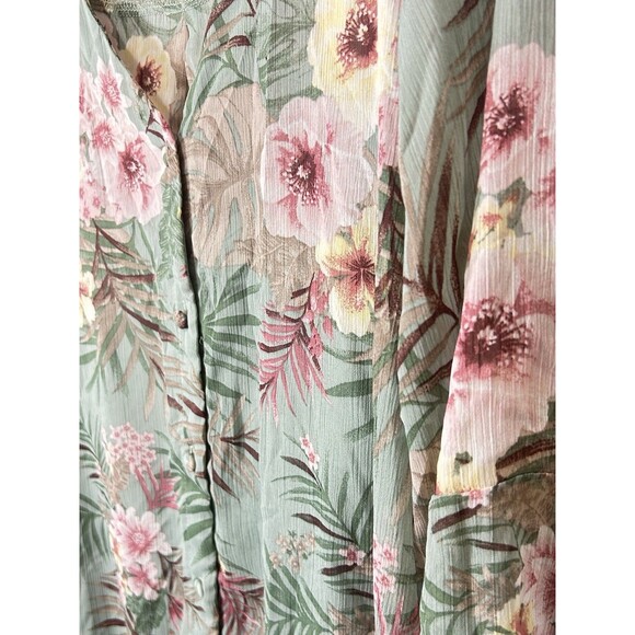 AGB Womens 2X Green Floral Bell Sleeve Top Lined‎ With Tank Top NWT - Picture 9 of 12